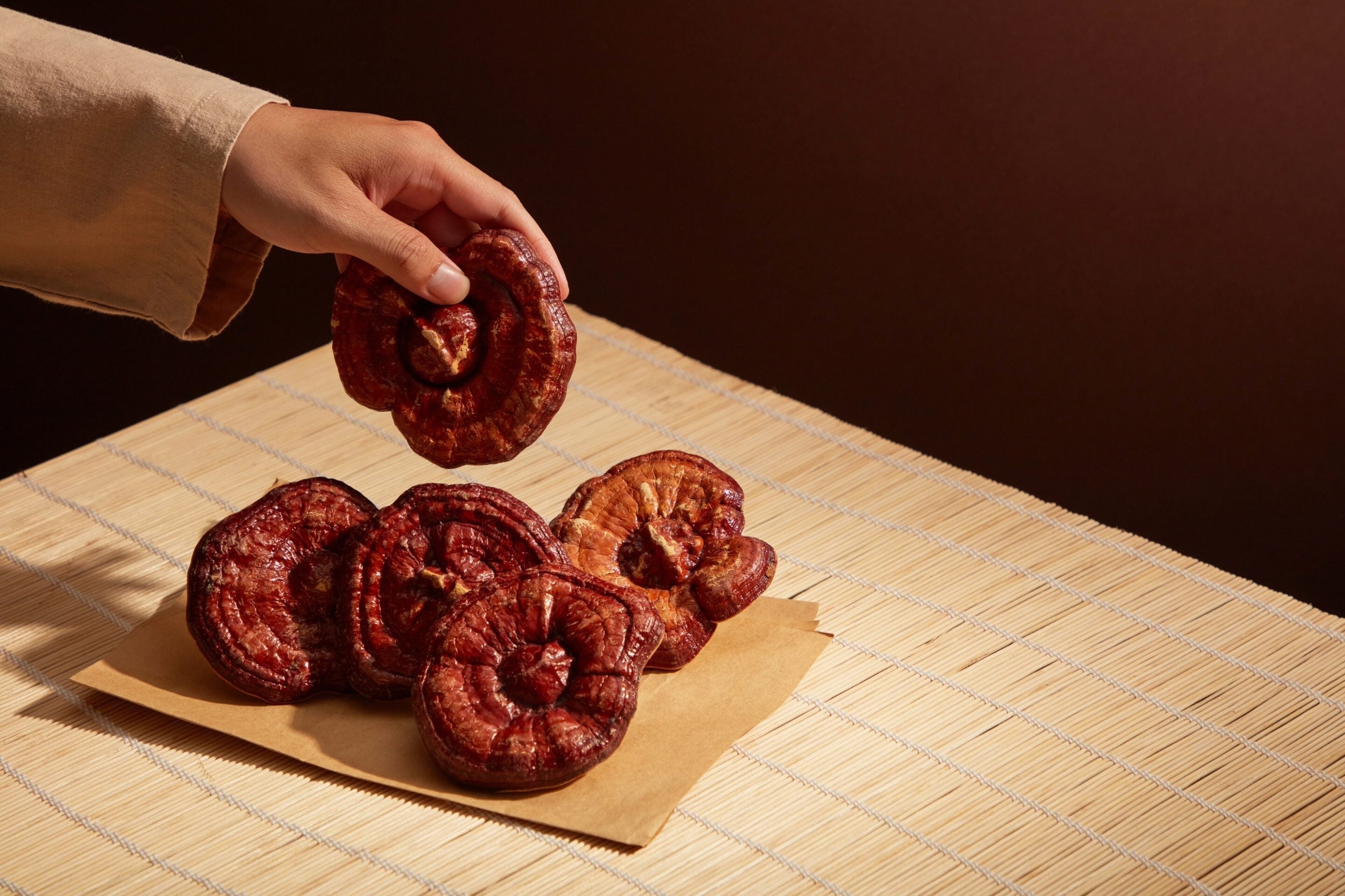 Reishi (Ganoderma lucidum) – grzyb z czterotysięczną historią